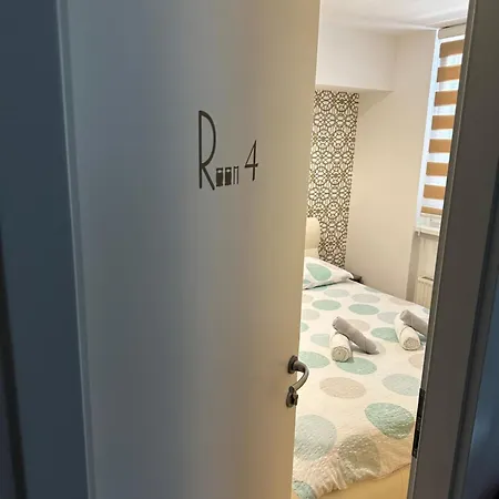 בית הארחה Granada *